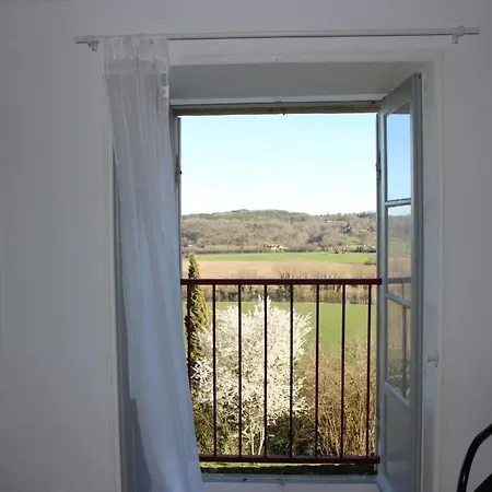 Holiday home House With Garden And View Ideal Location In For 6 People Limeuil